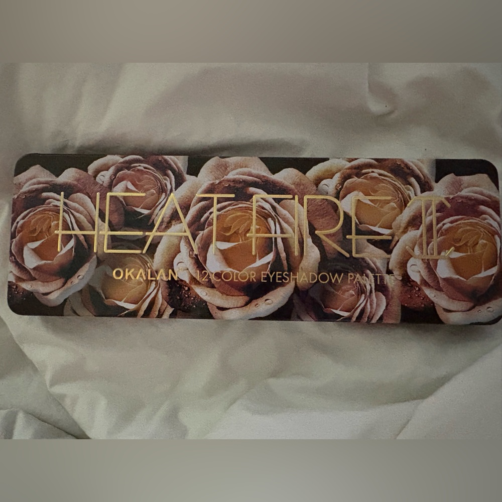 Heat Fire 12-Color Eyeshadow Palette